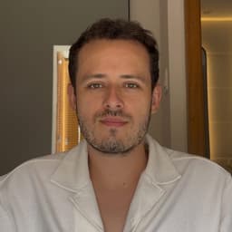 Portrait de Romain Cheiko, fondateur de Demvite